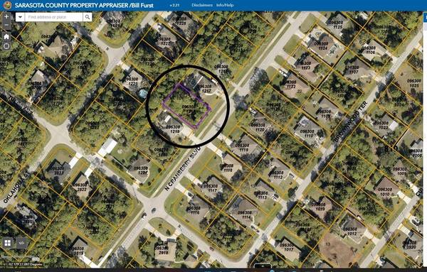 N CRANBERRY BLVD, North Port, FL 34286