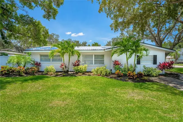 4032 WEBBER ST, Sarasota, FL 34232