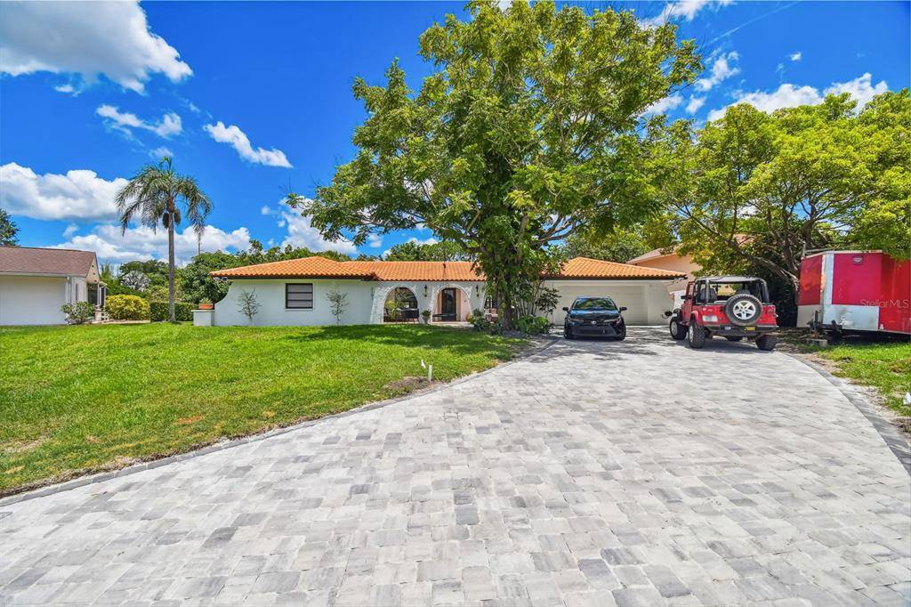 2101 RIVER RIDGE DR, Sarasota, FL 34239
