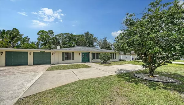 Sarasota, FL 34231,2335 PINE TER