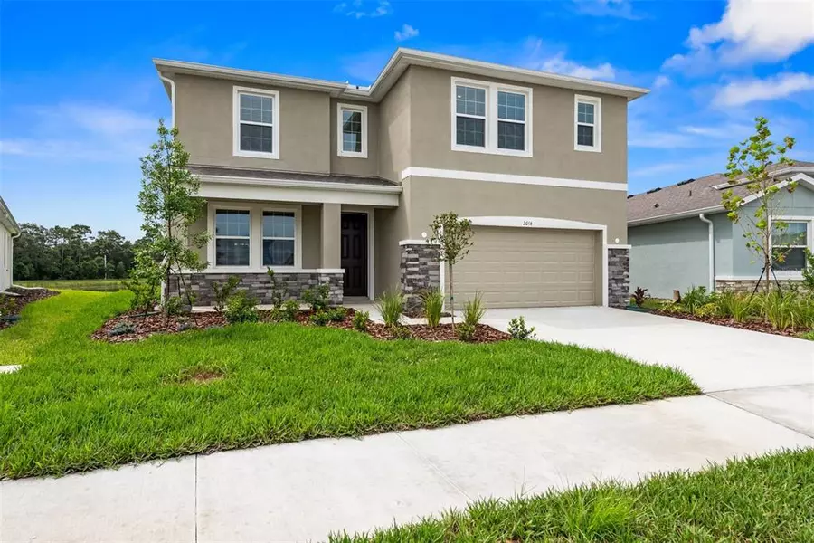 2016 MIDNIGHT PEARL DR, Sarasota, FL 34240