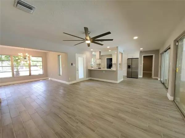 Sarasota, FL 34232,4421 BEACON DR