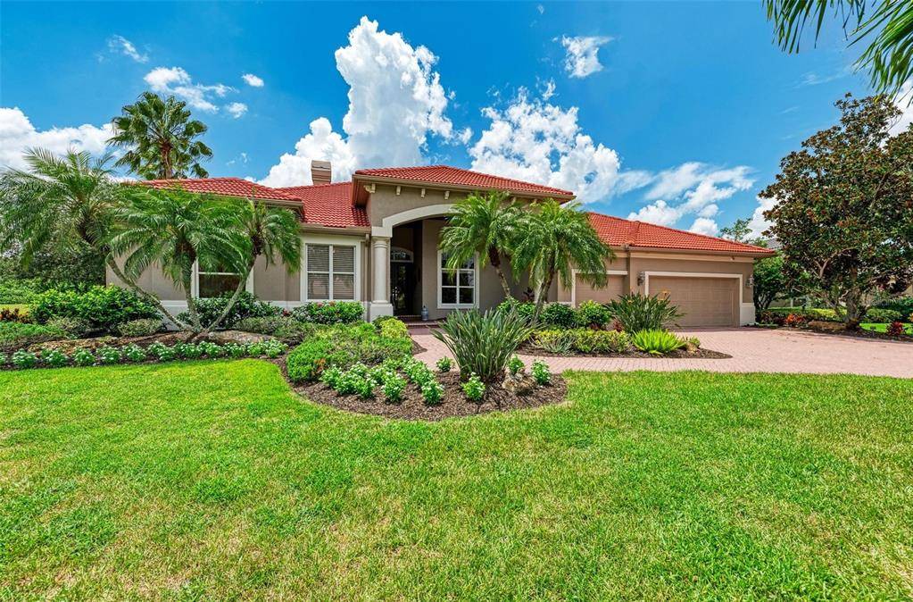 7990 ROYAL BIRKDALE CIR, Lakewood Ranch, FL 34202