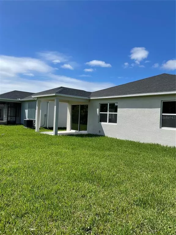 Sarasota, FL 34243,7417 35TH LN E