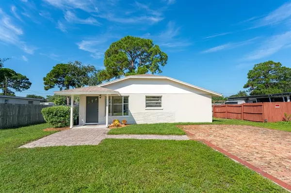 3750 LOKAI PL, Sarasota, FL 34232