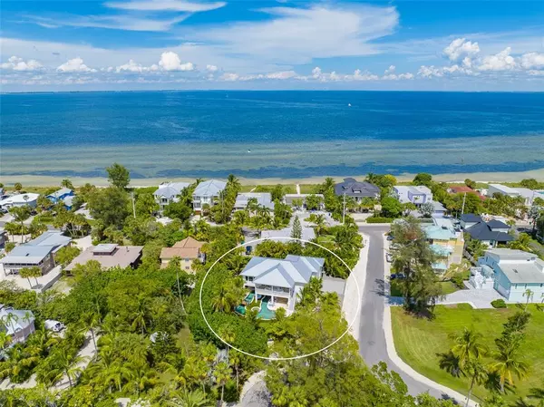 Anna Maria, FL 34216,524 BLUE HERON DR