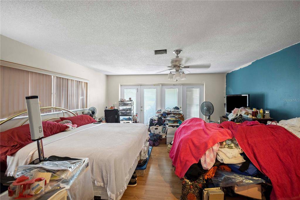 18601 KLINGLER CIR, Port Charlotte, FL 33948
