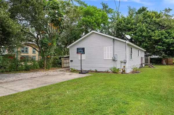 1601 18TH ST W, Bradenton, FL 34205