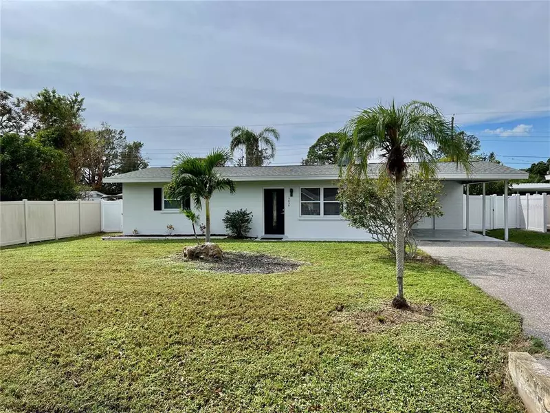 5638 OLIVE AVE, Sarasota, FL 34231