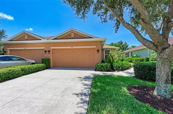 2477 TERRACINA DR, Venice, FL 34292