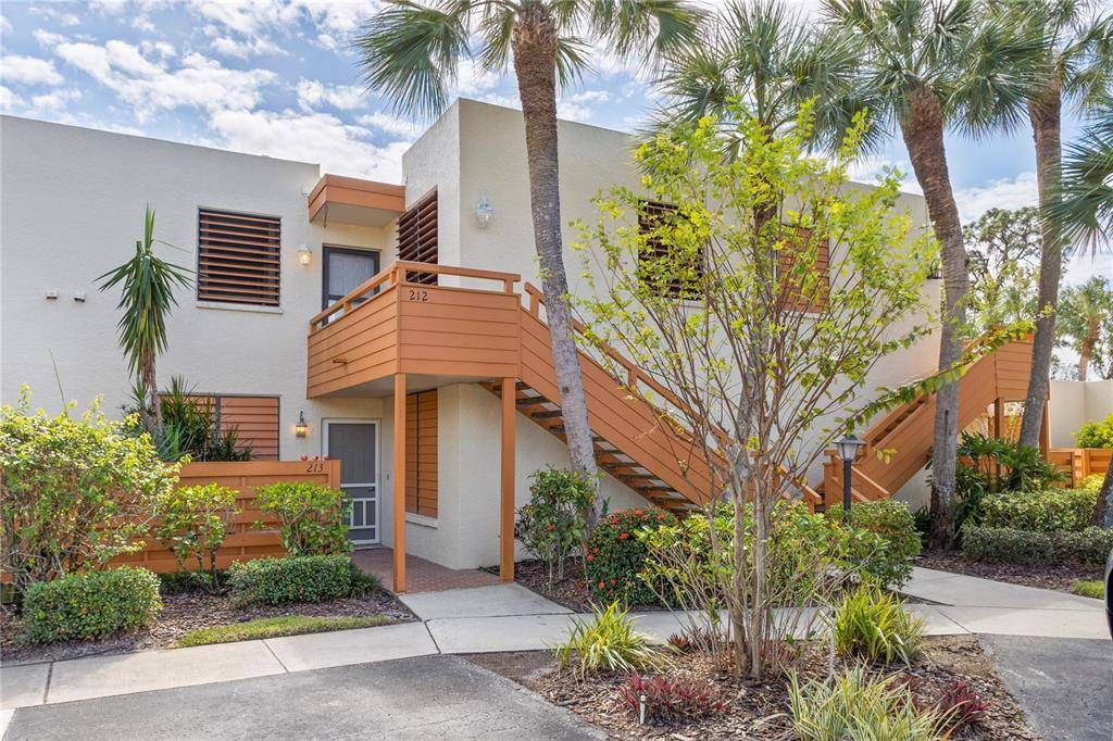 212 PINENEEDLE DR, Bradenton, FL 34210
