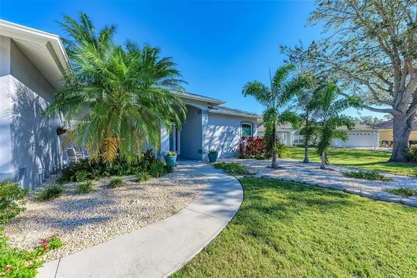 Sarasota, FL 34233,4806 OAK POINTE WAY