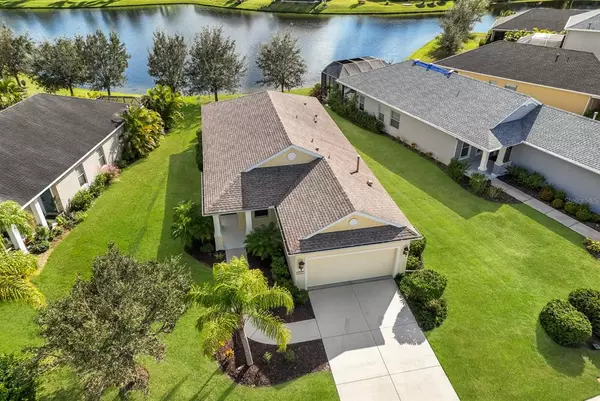 12227 LONGVIEW LAKE CIR,  Lakewood Ranch,  FL 34211