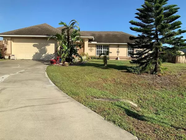 3124 37TH ST SW, Lehigh Acres, FL 33976