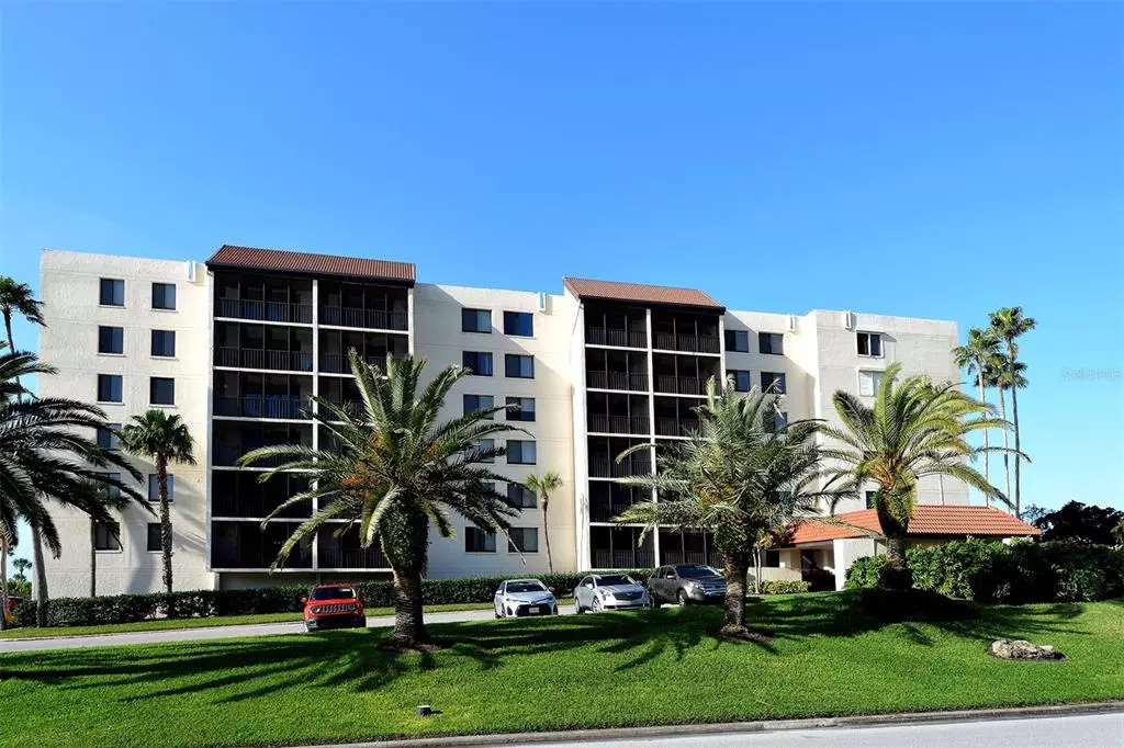 Longboat Key, FL 34228,2045 GULF OF MEXICO DR #M1-505