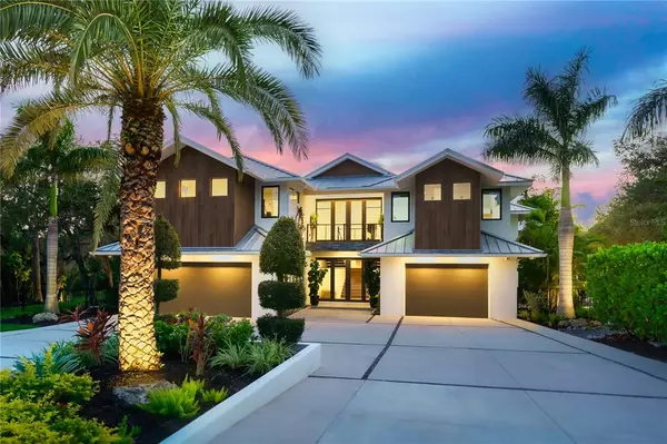 3940 ELYSIAN WOODS LN, Sarasota, FL 34231