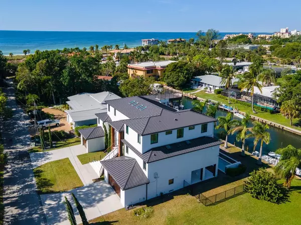 Longboat Key, FL 34228,545 KINGFISHER LN