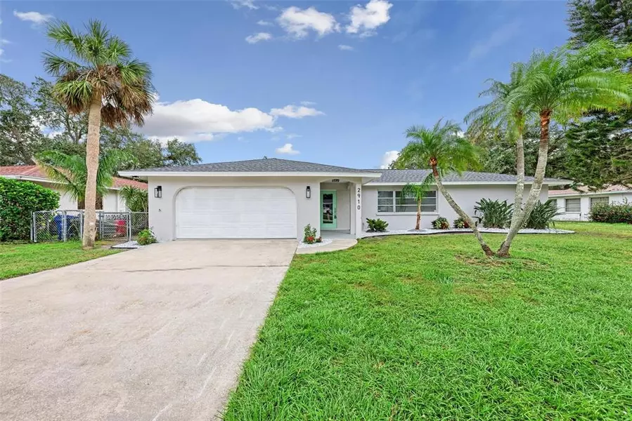 2910 VALLEY FORGE ST, Sarasota, FL 34231