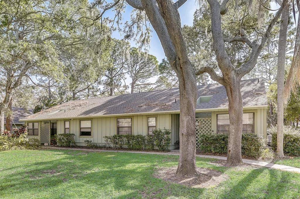 5078 BARRINGTON CIR #3001, Sarasota, FL 34234