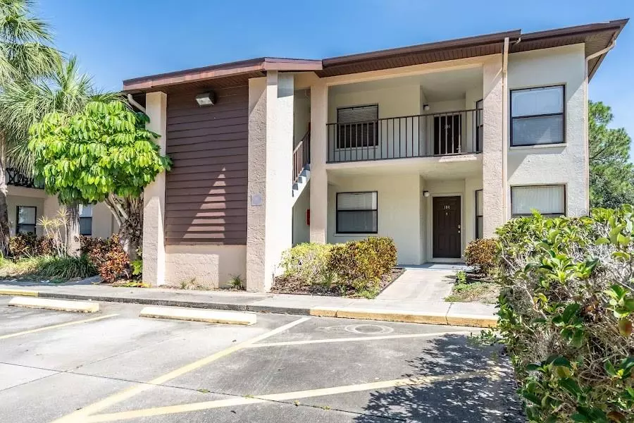 4450 47TH AVE W #202, Bradenton, FL 34210