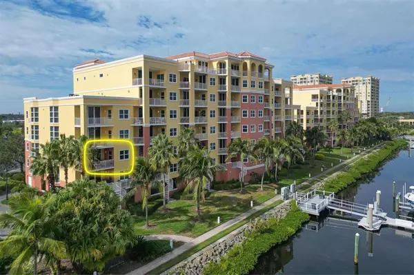 Palmetto, FL 34221,610 RIVIERA DUNES WAY #208