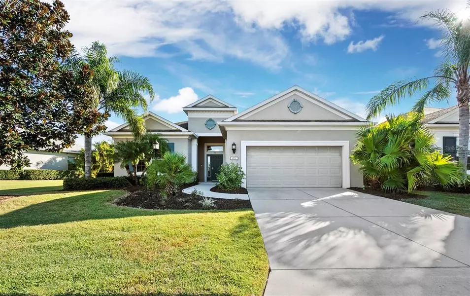 4711 CLAREMONT PARK DR, Lakewood Ranch, FL 34211