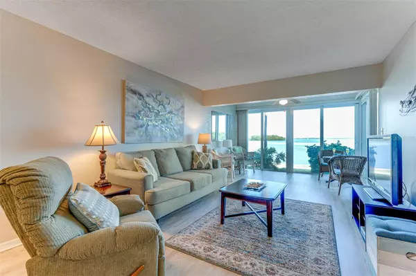 Longboat Key, FL 34228,4310 FALMOUTH DR #A105