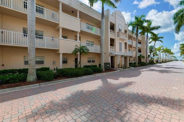 5968 MIDNIGHT PASS RD #157, Sarasota, FL 34242