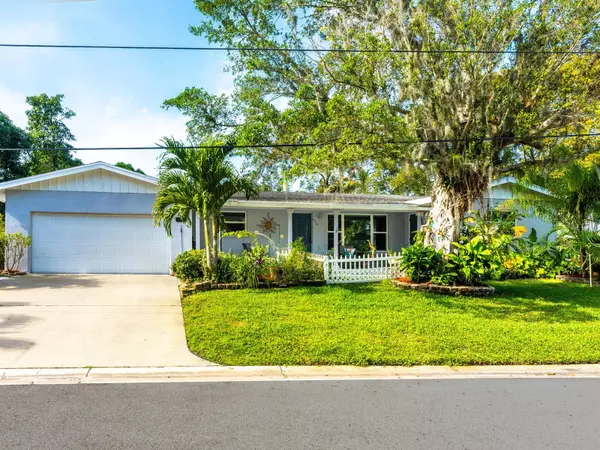 3312 S SECLUSION DR, Sarasota, FL 34239