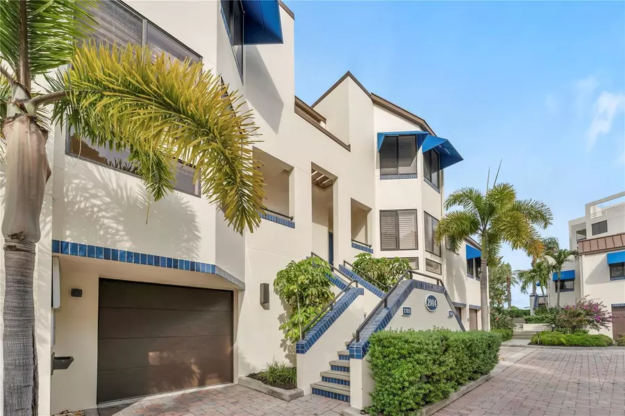 2004 HARBOURSIDE DR #1703, Longboat Key, FL 34228