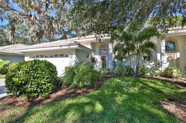 Sarasota, FL 34231,7013 WOODSIDE OAKS CIR #6