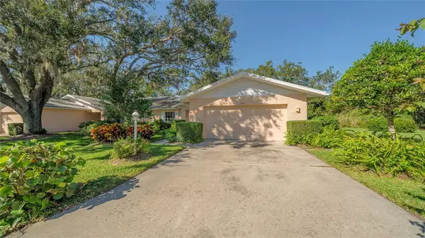 7292 ELEANOR CIR, Sarasota, FL 34243