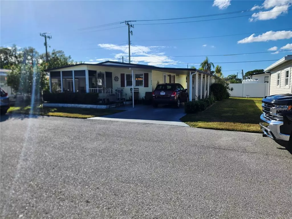 Bradenton, FL 34203,808 53RD AVE E #254