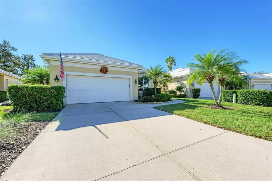 8734 52ND DR E, Bradenton, FL 34211