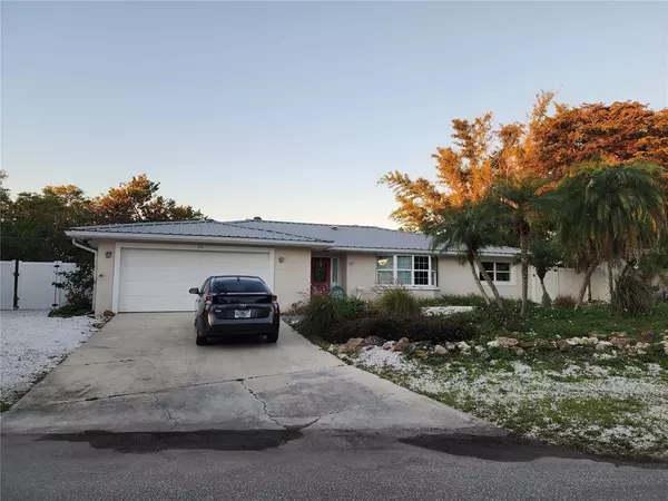 Terra Ceia, FL 34250,910 BAYSHORE DR