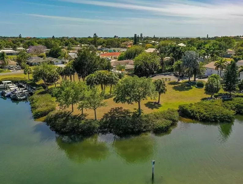 CEZANNE DR, Osprey, FL 34229