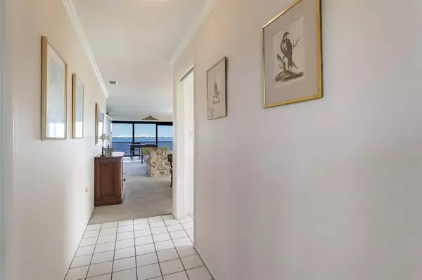 Holmes Beach, FL 34217,600 MANATEE AVE #207