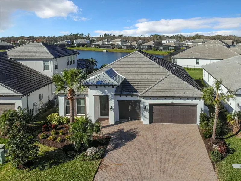 2004 WOODLEAF HAMMOCK CT, Bradenton, FL 34211