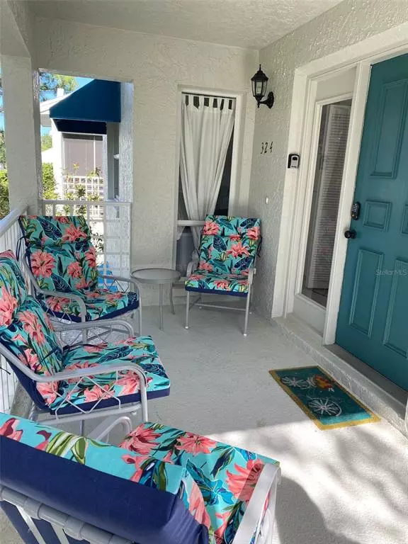 Bradenton, FL 34209,324 108TH ST W #324