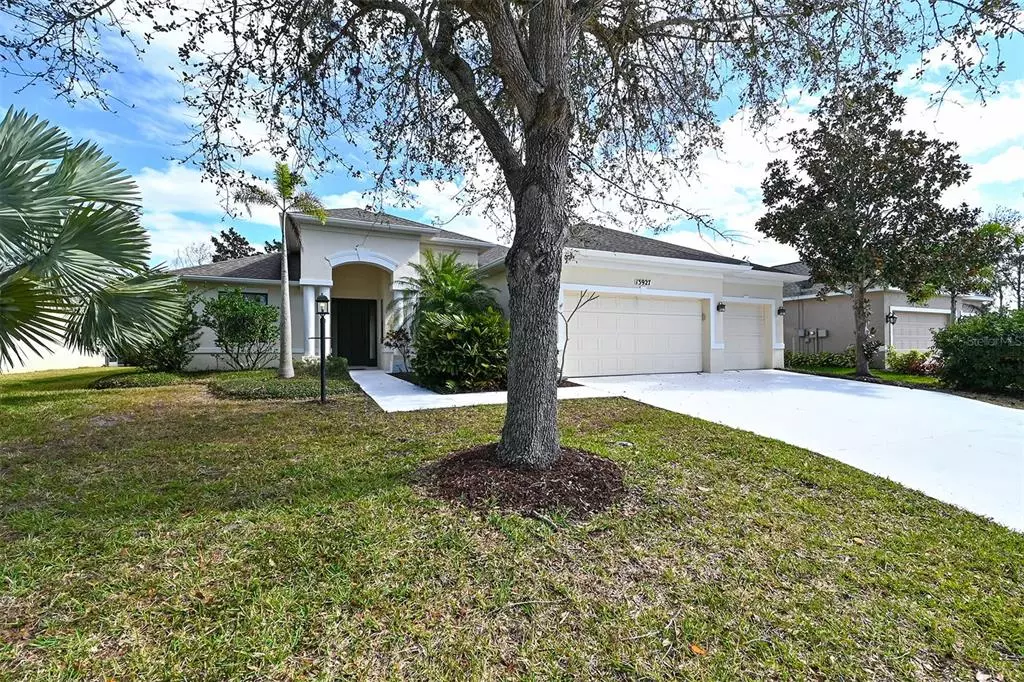 Lakewood Ranch, FL 34202,13927 WOOD DUCK CIR