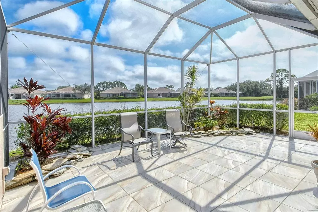 Sarasota, FL 34238,9542 FOREST HILLS CIR