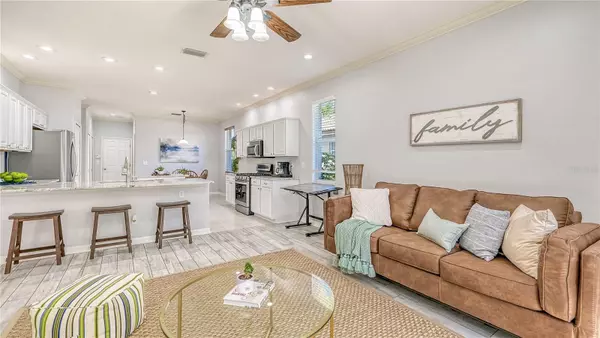 6225 DONNINGTON CT Sarasota, FL 34238