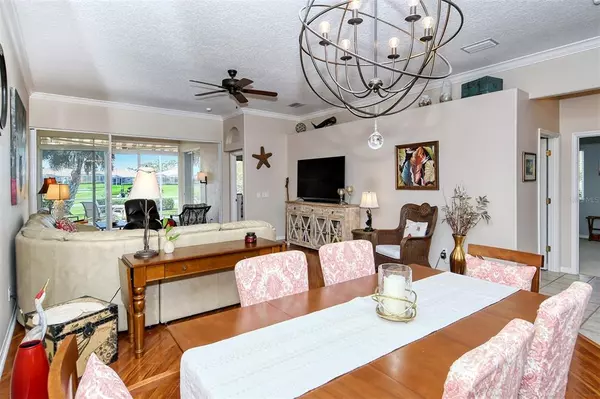 Sarasota, FL 34238,9432 FOREST HILLS CIR