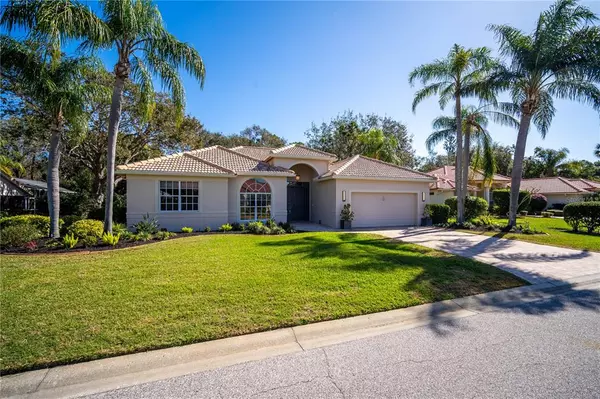 Sarasota, FL 34238,8452 WOODBRIAR DR