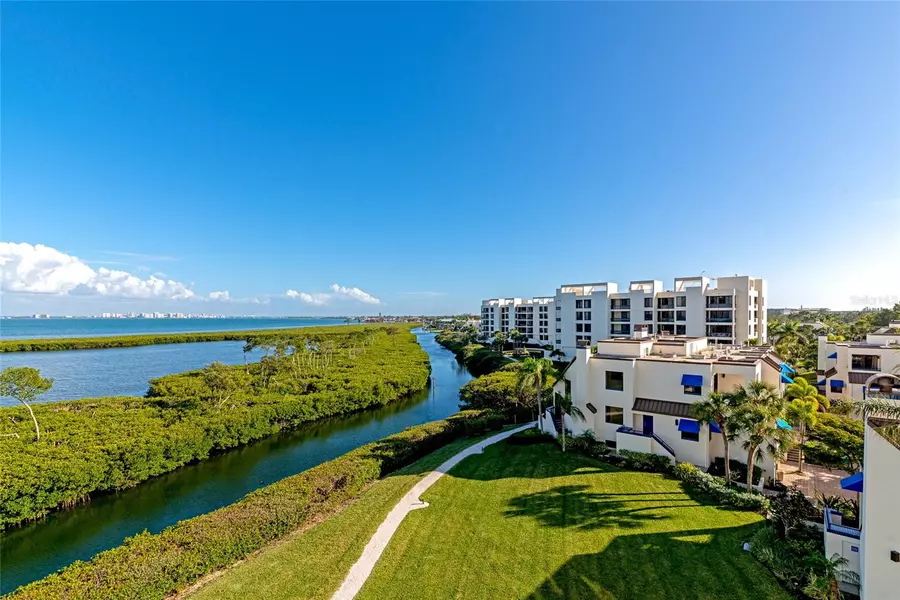 2016 HARBOURSIDE DR #347, Longboat Key, FL 34228