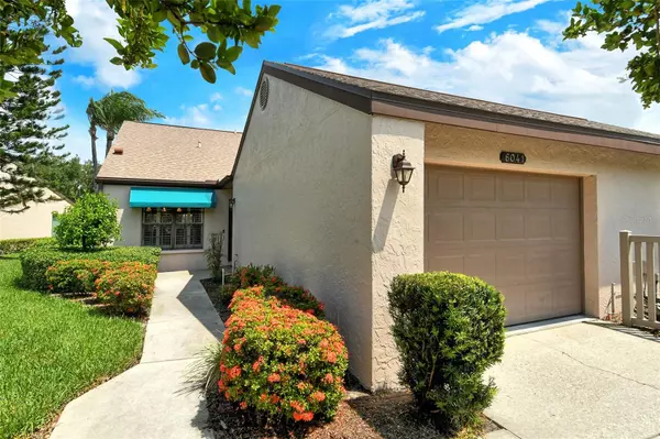 6041 CLUBSIDE DR #6041, Sarasota, FL 34243