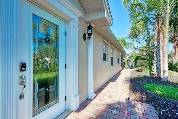 Sarasota, FL 34238,11636 GARESSIO LN