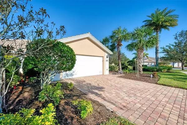 Sarasota, FL 34238,11636 GARESSIO LN