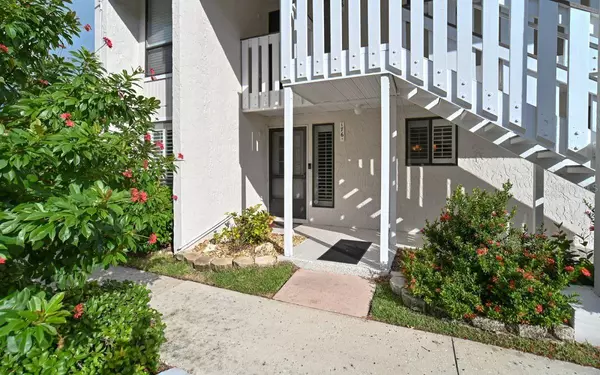 Bradenton Beach, FL 34217,1801 GULF DR N #176