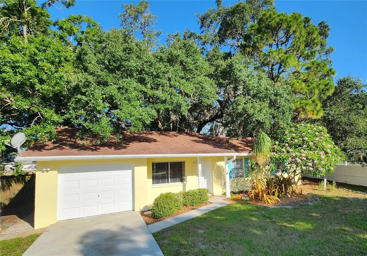 Sarasota, FL 34232,3646 RADNOR PL